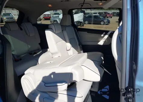 2025 Honda Odyssey Touring z USA, uszkodzony, nr VIN 5FNRL6H87SB051608